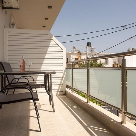 Giannmary Apartment Palaiochora Luaran gambar