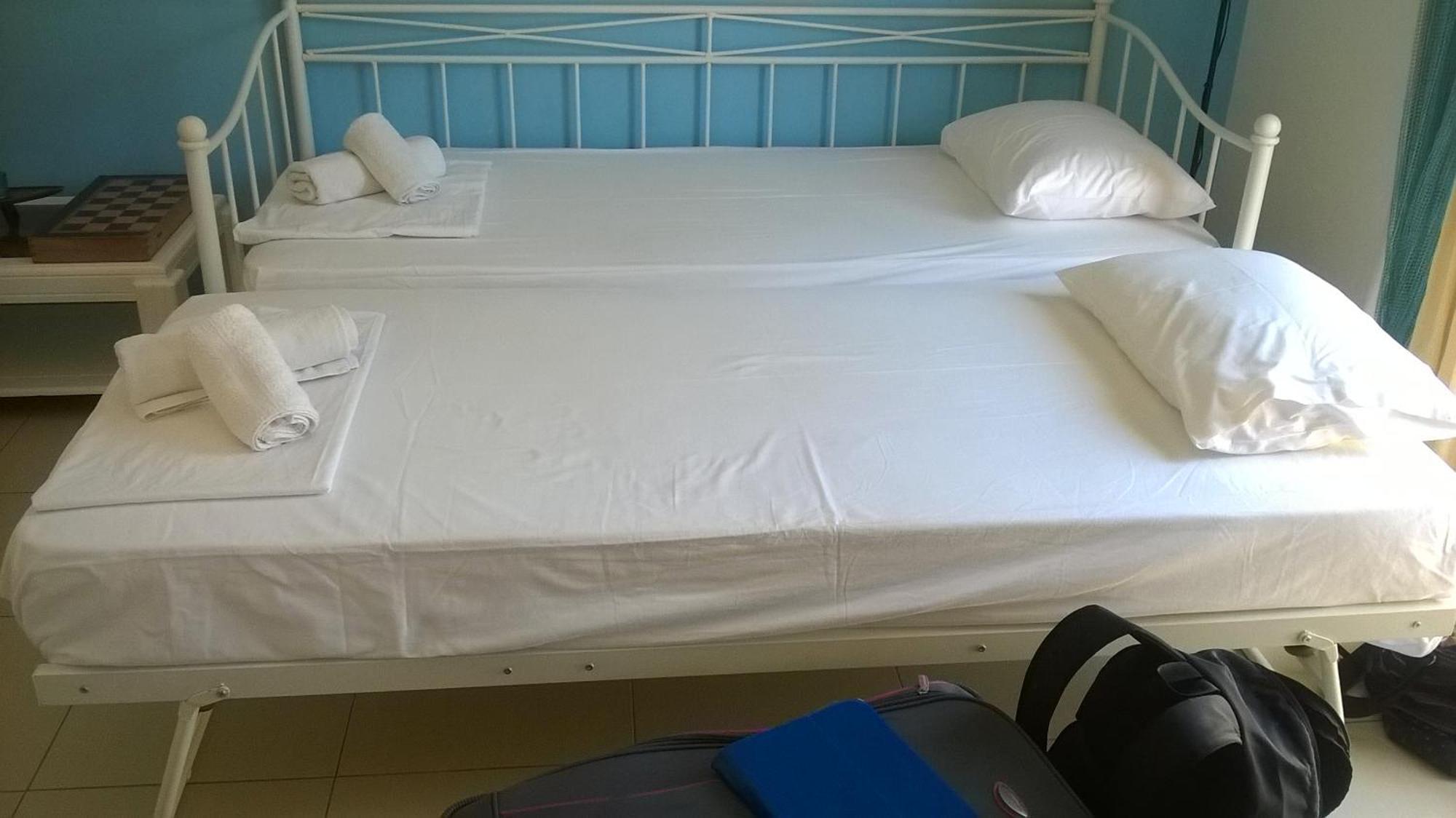 Giannmary Apartment Palaiochora Luaran gambar