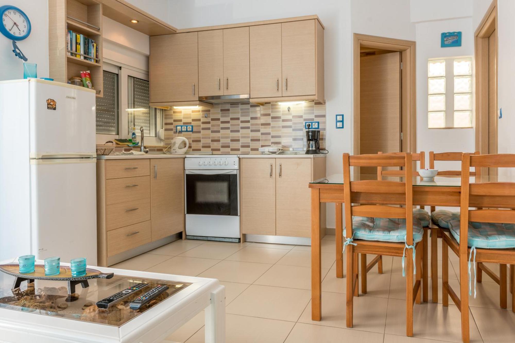 Giannmary Apartment Palaiochora Luaran gambar