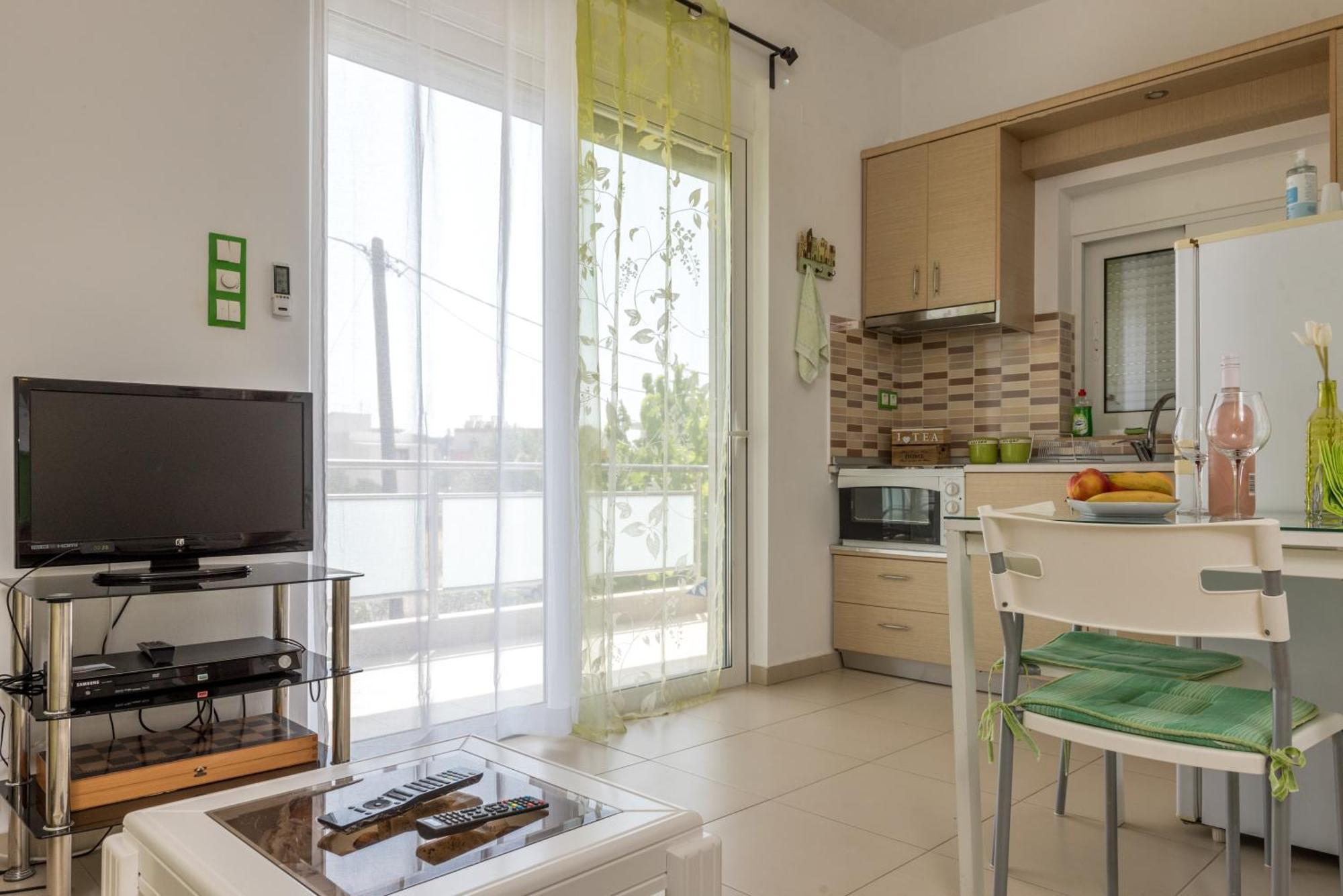 Giannmary Apartment Palaiochora Luaran gambar